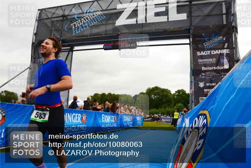 30.08.2026 - Elbe Triathlon Hamburg LAZAROV Photography http://msf.ph/oto/10080063 30.08.2026 11:03:42 Ziel 583 meine-sportfotos.de