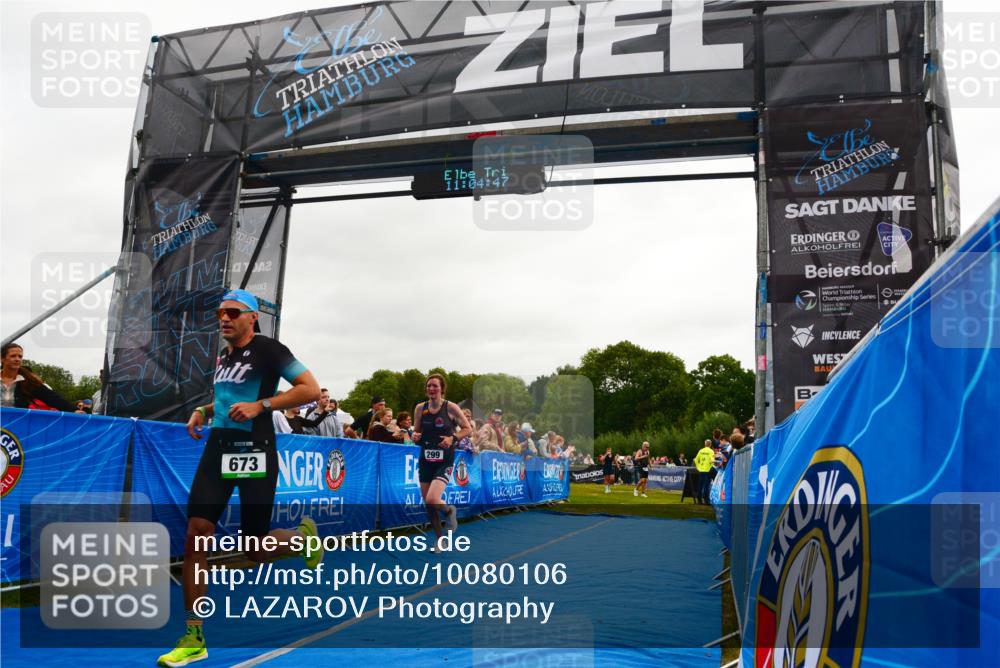 30.08.2026 - Elbe Triathlon Hamburg LAZAROV Photography http://msf.ph/oto/10080106 30.08.2026 11:04:48 Ziel 299, 673 meine-sportfotos.de