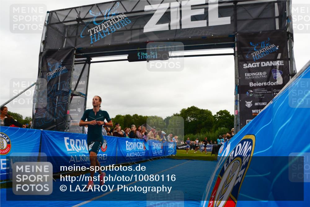 30.08.2026 - Elbe Triathlon Hamburg LAZAROV Photography http://msf.ph/oto/10080116 30.08.2026 11:05:02 Ziel 554, 1031 meine-sportfotos.de