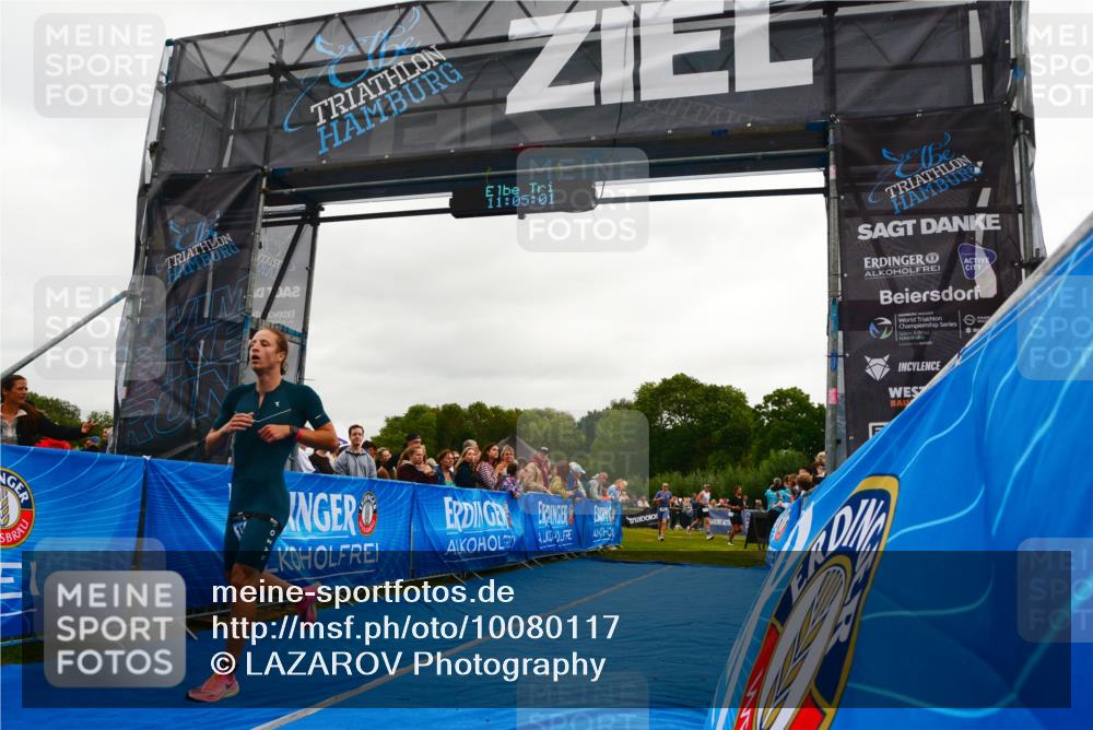 30.08.2026 - Elbe Triathlon Hamburg LAZAROV Photography http://msf.ph/oto/10080117 30.08.2026 11:05:02 Ziel 554, 1031 meine-sportfotos.de