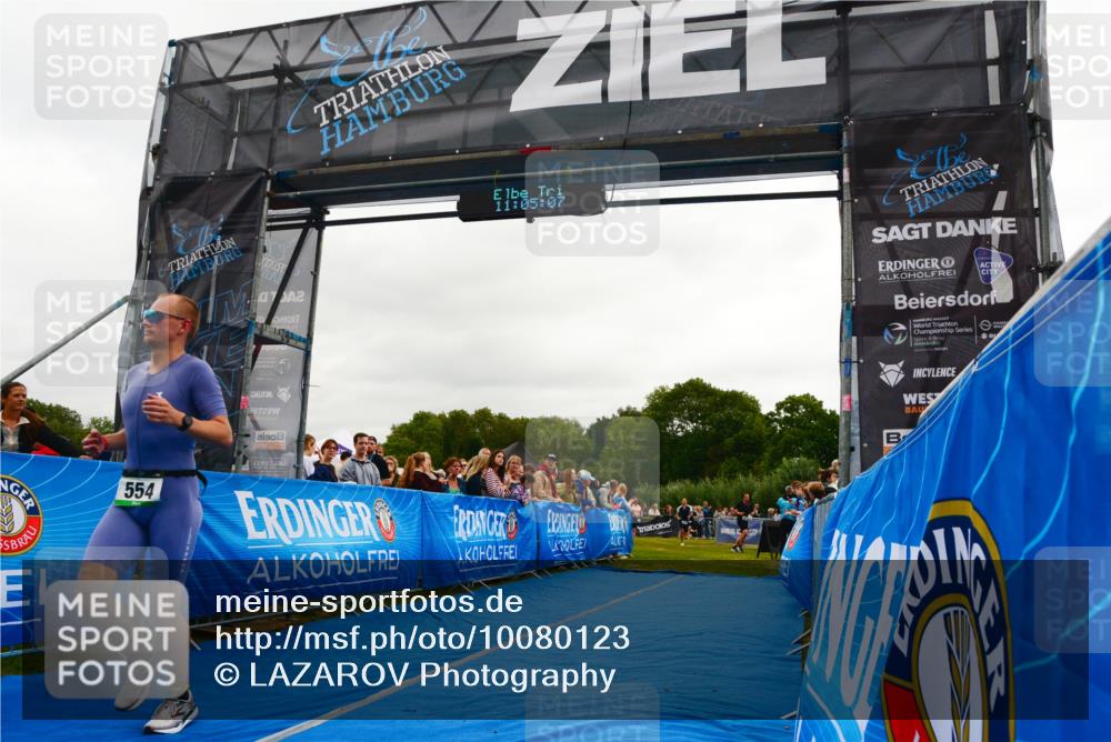30.08.2026 - Elbe Triathlon Hamburg LAZAROV Photography http://msf.ph/oto/10080123 30.08.2026 11:05:08 Ziel 554, 656 meine-sportfotos.de