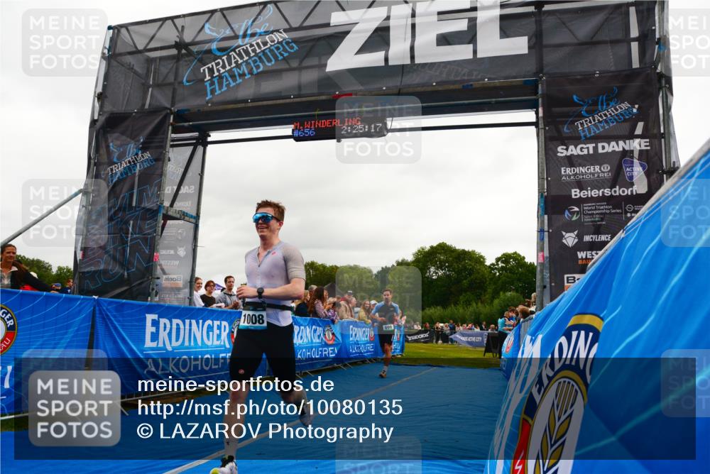 30.08.2026 - Elbe Triathlon Hamburg LAZAROV Photography http://msf.ph/oto/10080135 30.08.2026 11:05:17 Ziel 656, 698, 1008 meine-sportfotos.de