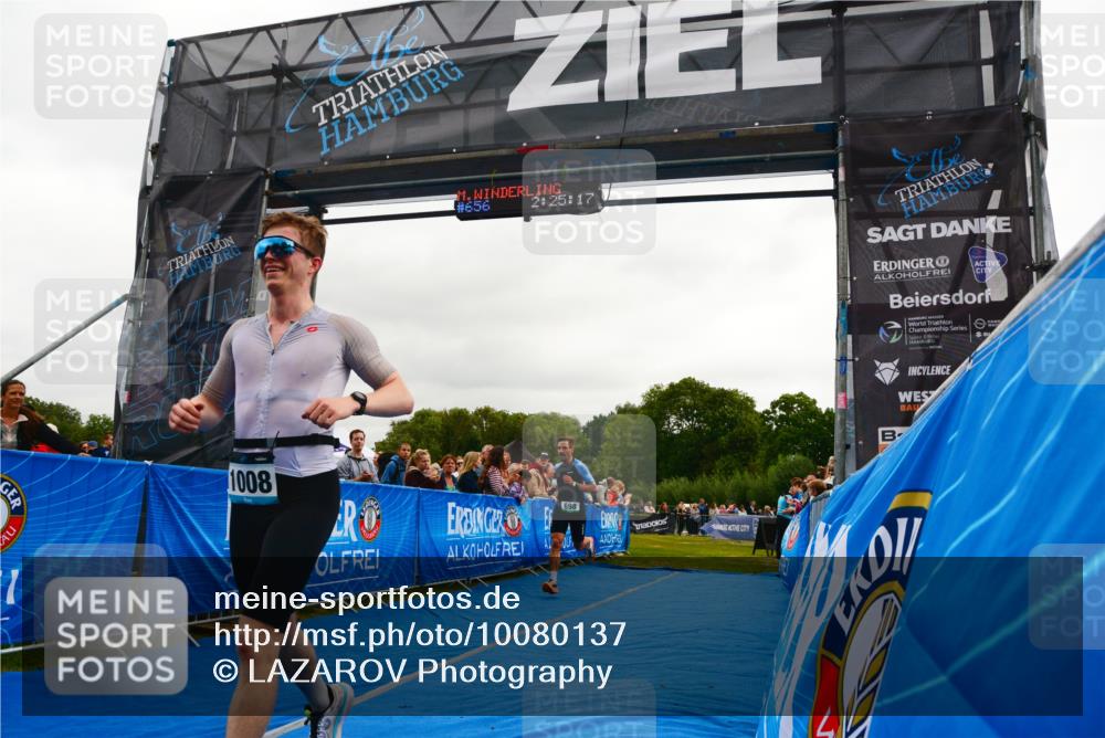 30.08.2026 - Elbe Triathlon Hamburg LAZAROV Photography http://msf.ph/oto/10080137 30.08.2026 11:05:18 Ziel 656, 698, 1008 meine-sportfotos.de