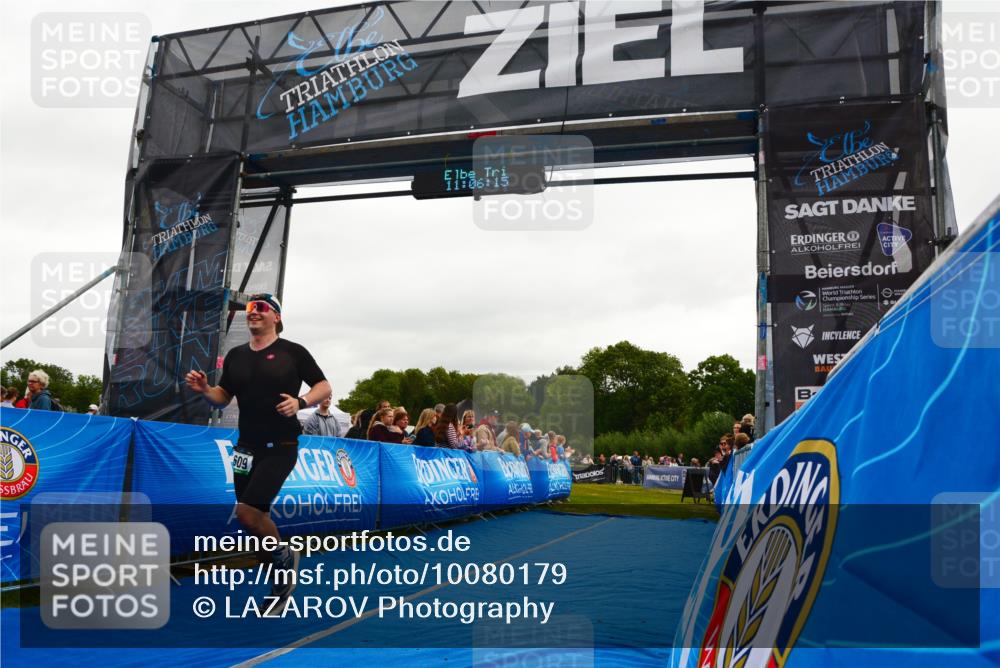 30.08.2026 - Elbe Triathlon Hamburg LAZAROV Photography http://msf.ph/oto/10080179 30.08.2026 11:06:16 Ziel 609 meine-sportfotos.de