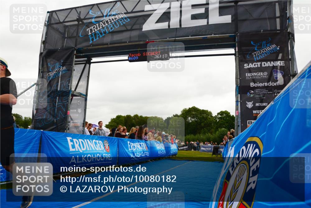 30.08.2026 - Elbe Triathlon Hamburg LAZAROV Photography http://msf.ph/oto/10080182 30.08.2026 11:06:17 Ziel 609 meine-sportfotos.de