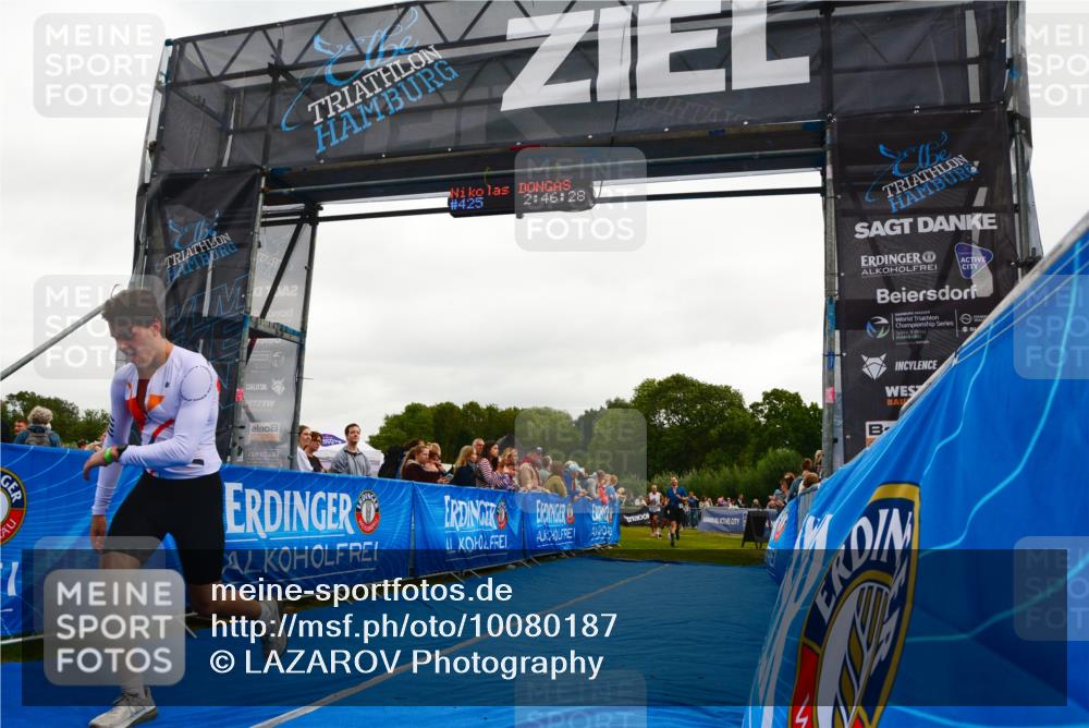 30.08.2026 - Elbe Triathlon Hamburg LAZAROV Photography http://msf.ph/oto/10080187 30.08.2026 11:06:27 Ziel 425, 482, 628 meine-sportfotos.de
