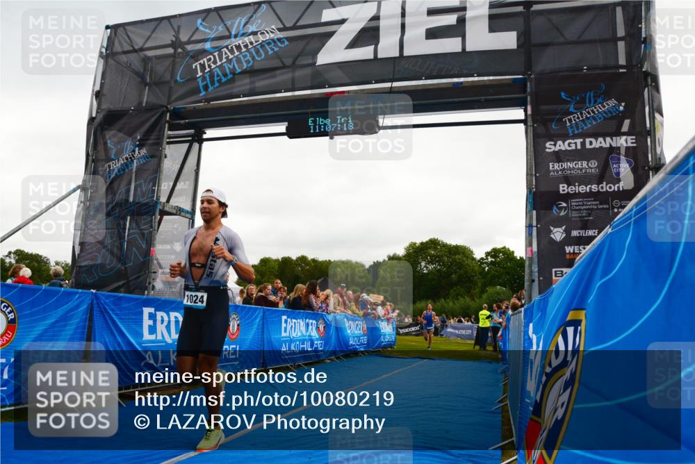 30.08.2026 - Elbe Triathlon Hamburg LAZAROV Photography http://msf.ph/oto/10080219 30.08.2026 11:07:19 Ziel 488, 1024 meine-sportfotos.de