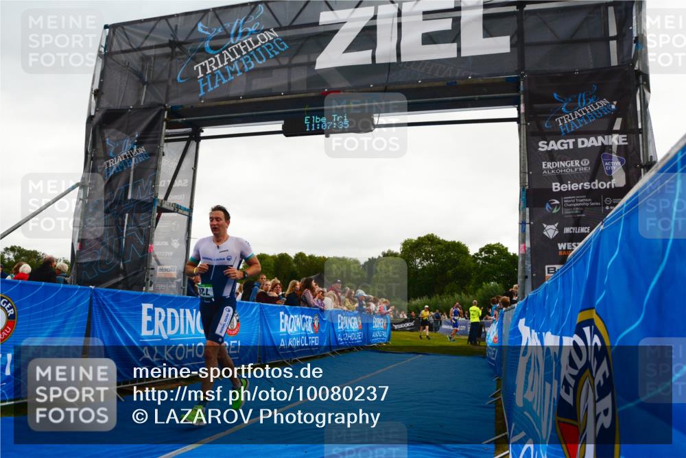 30.08.2026 - Elbe Triathlon Hamburg LAZAROV Photography http://msf.ph/oto/10080237 30.08.2026 11:07:36 Ziel 728 meine-sportfotos.de