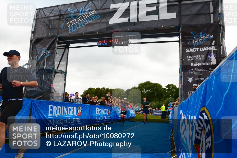 30.08.2026 - Elbe Triathlon Hamburg LAZAROV Photography http://msf.ph/oto/10080272 30.08.2026 11:08:54 Ziel 503, 555, 746, 1042 meine-sportfotos.de