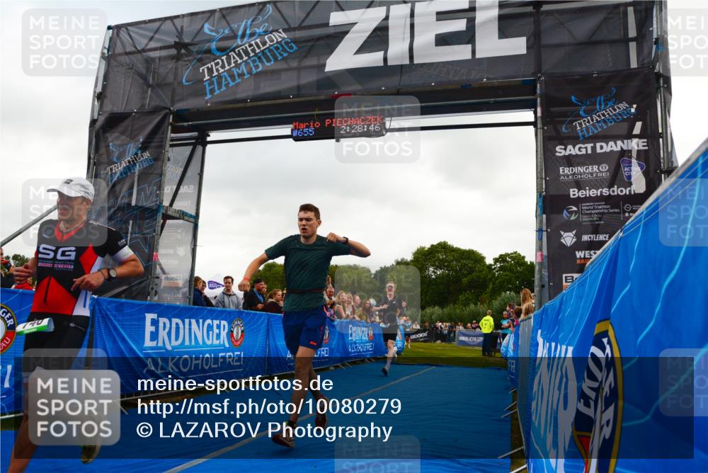 30.08.2026 - Elbe Triathlon Hamburg LAZAROV Photography http://msf.ph/oto/10080279 30.08.2026 11:08:57 Ziel 503, 555, 633, 746, 1042 meine-sportfotos.de
