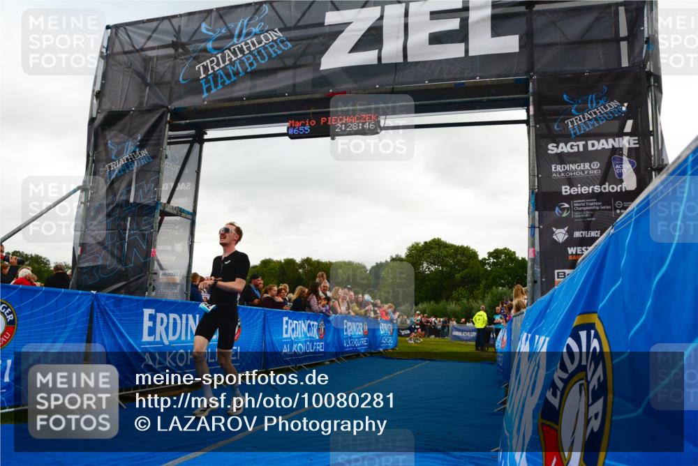 30.08.2026 - Elbe Triathlon Hamburg LAZAROV Photography http://msf.ph/oto/10080281 30.08.2026 11:08:58 Ziel 503, 633, 746, 1042 meine-sportfotos.de