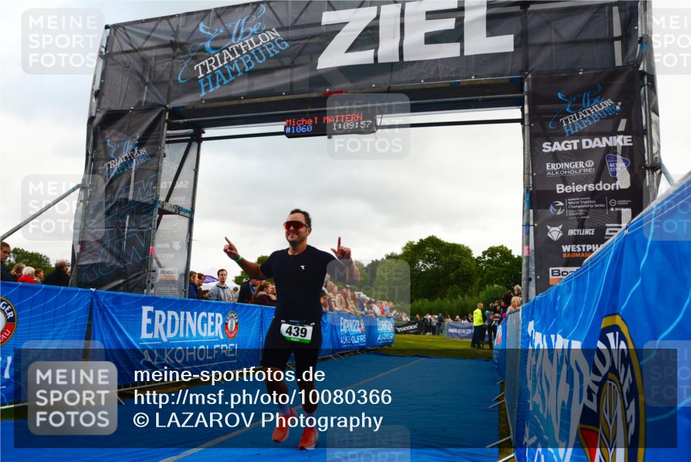 30.08.2026 - Elbe Triathlon Hamburg LAZAROV Photography http://msf.ph/oto/10080366 30.08.2026 11:10:14 Ziel 439, 581 meine-sportfotos.de