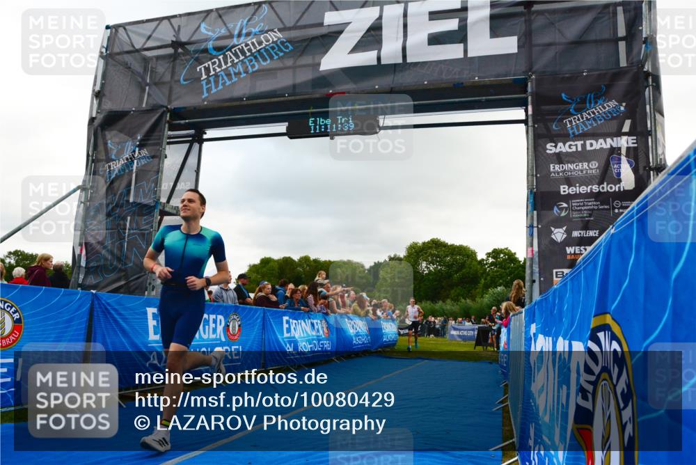 30.08.2026 - Elbe Triathlon Hamburg LAZAROV Photography http://msf.ph/oto/10080429 30.08.2026 11:11:40 Ziel 638, 700 meine-sportfotos.de