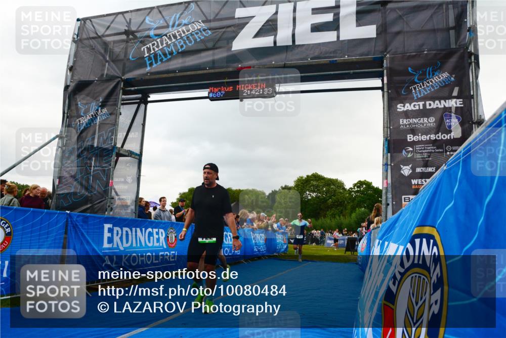 30.08.2026 - Elbe Triathlon Hamburg LAZAROV Photography http://msf.ph/oto/10080484 30.08.2026 11:12:39 Ziel 410, 612, 632, 722 meine-sportfotos.de