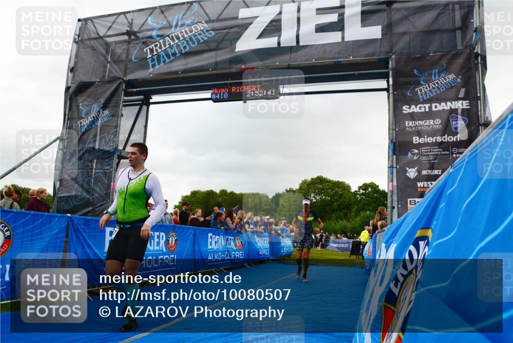 30.08.2026 - Elbe Triathlon Hamburg LAZAROV Photography http://msf.ph/oto/10080507 30.08.2026 11:12:53 Ziel 773, 1085, 1093, 1097 meine-sportfotos.de