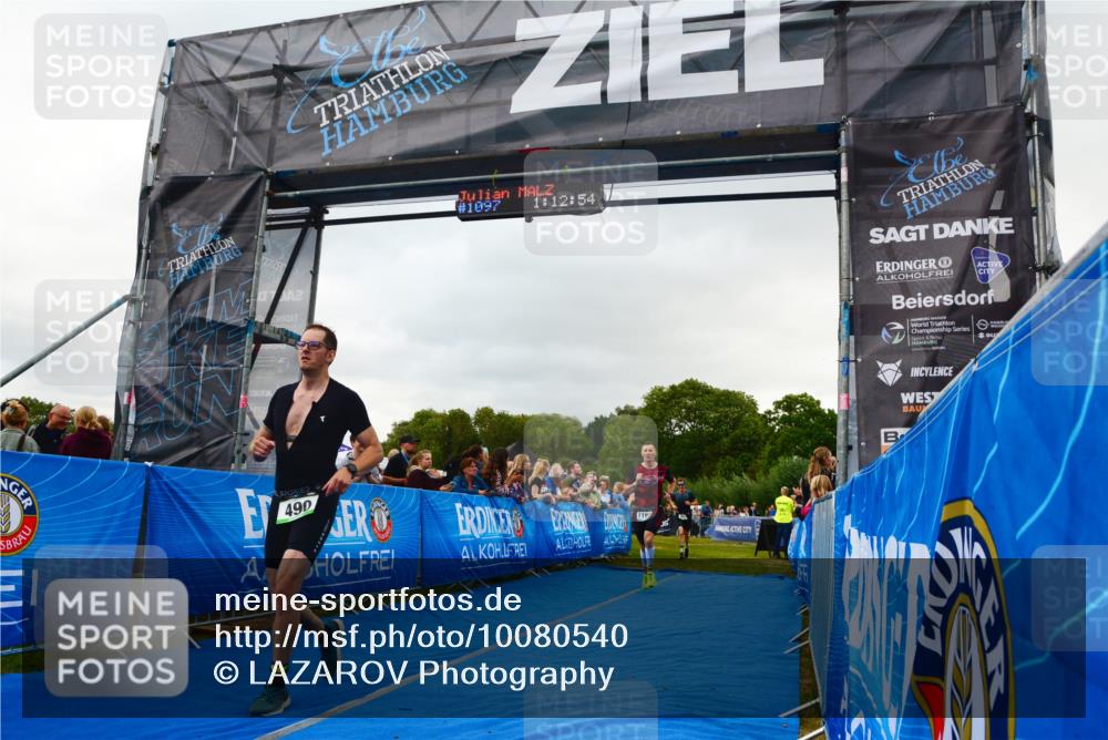30.08.2026 - Elbe Triathlon Hamburg LAZAROV Photography http://msf.ph/oto/10080540 30.08.2026 11:13:09 Ziel 490, 651, 1061, 1197 meine-sportfotos.de