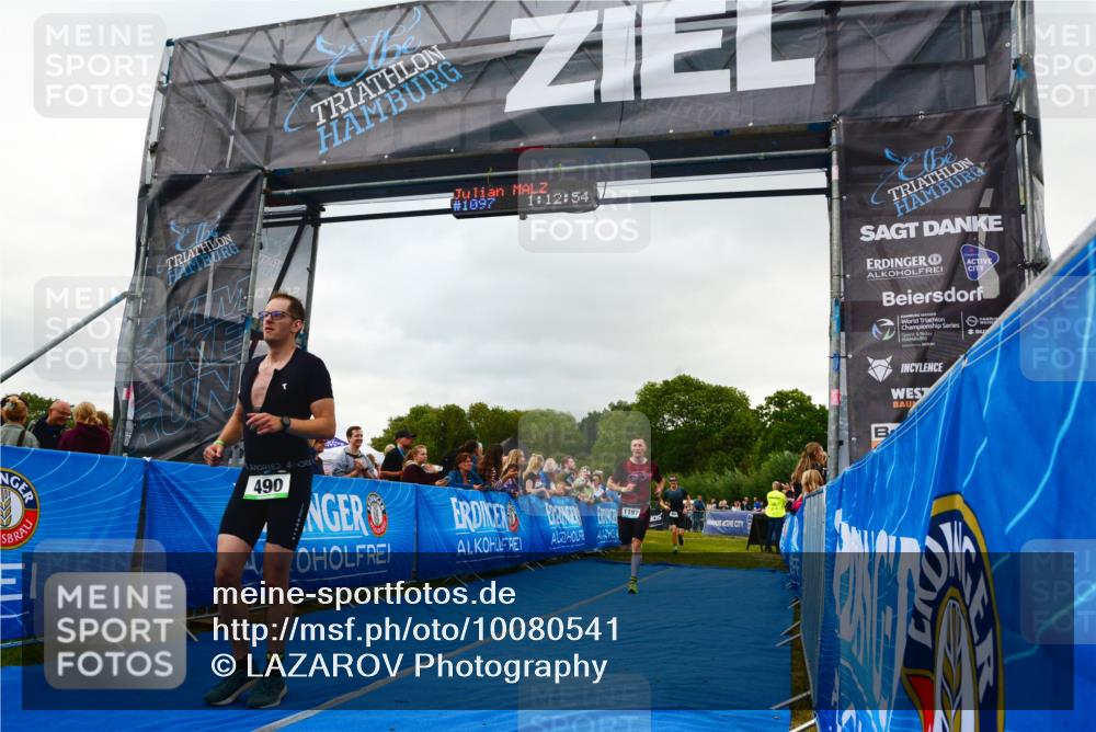 30.08.2026 - Elbe Triathlon Hamburg LAZAROV Photography http://msf.ph/oto/10080541 30.08.2026 11:13:09 Ziel 490, 651, 1061, 1197 meine-sportfotos.de