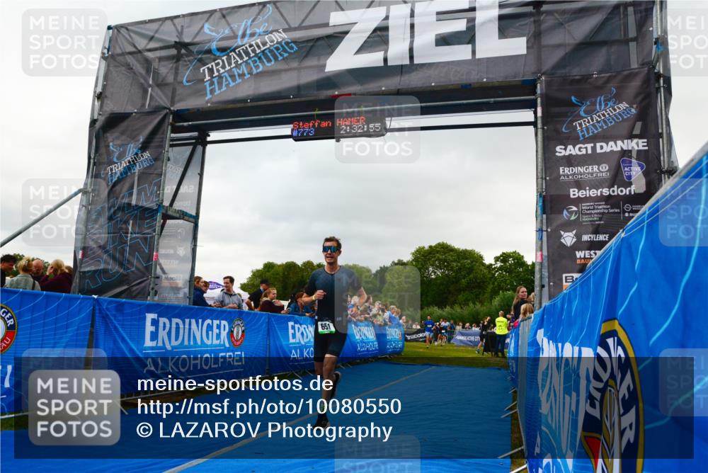 30.08.2026 - Elbe Triathlon Hamburg LAZAROV Photography http://msf.ph/oto/10080550 30.08.2026 11:13:13 Ziel 611, 651, 1197 meine-sportfotos.de