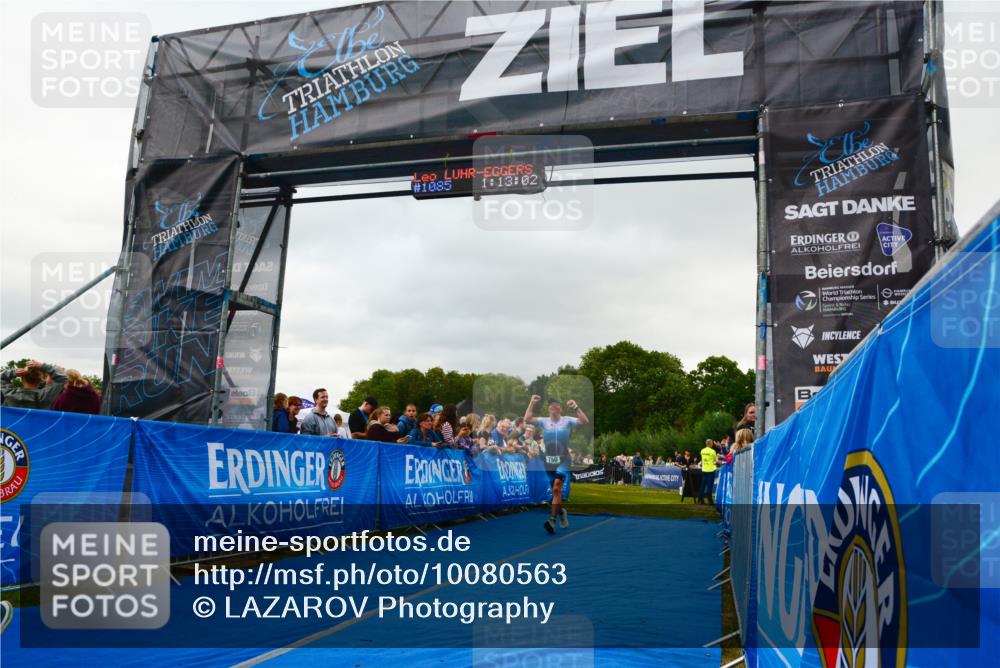 30.08.2026 - Elbe Triathlon Hamburg LAZAROV Photography http://msf.ph/oto/10080563 30.08.2026 11:13:20 Ziel 611, 750 meine-sportfotos.de