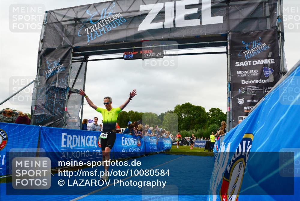 30.08.2026 - Elbe Triathlon Hamburg LAZAROV Photography http://msf.ph/oto/10080584 30.08.2026 11:13:41 Ziel 598, 643, 699, 752 meine-sportfotos.de