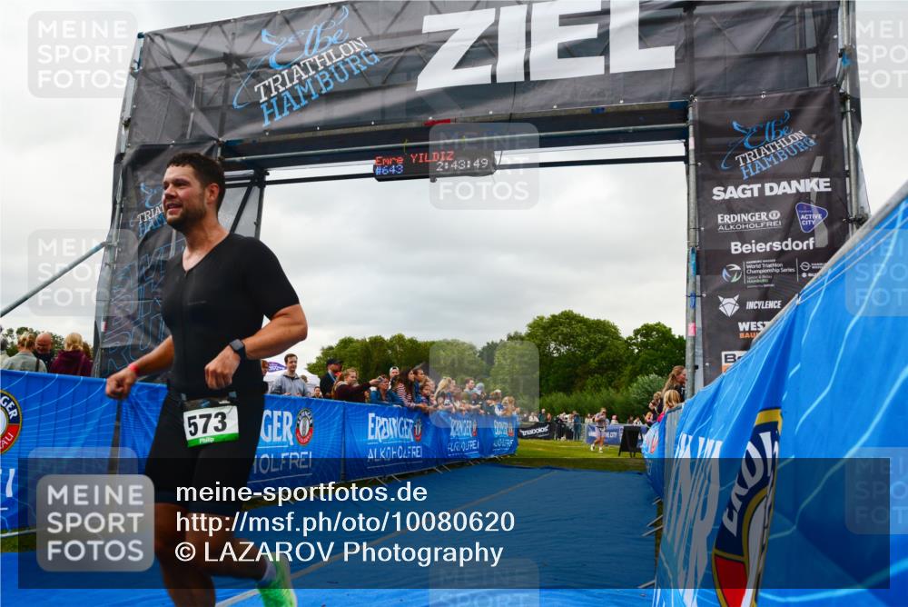 30.08.2026 - Elbe Triathlon Hamburg LAZAROV Photography http://msf.ph/oto/10080620 30.08.2026 11:14:10 Ziel 573 meine-sportfotos.de