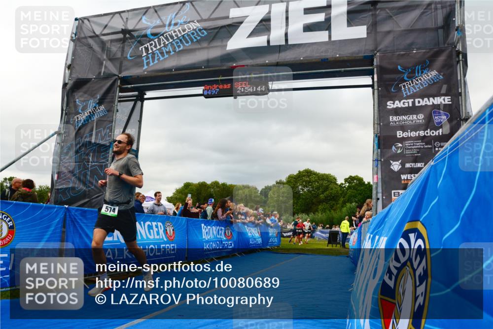 30.08.2026 - Elbe Triathlon Hamburg LAZAROV Photography http://msf.ph/oto/10080689 30.08.2026 11:15:02 Ziel 346, 1099 meine-sportfotos.de