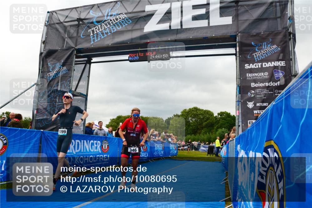 30.08.2026 - Elbe Triathlon Hamburg LAZAROV Photography http://msf.ph/oto/10080695 30.08.2026 11:15:09 Ziel 346, 636, 1099 meine-sportfotos.de