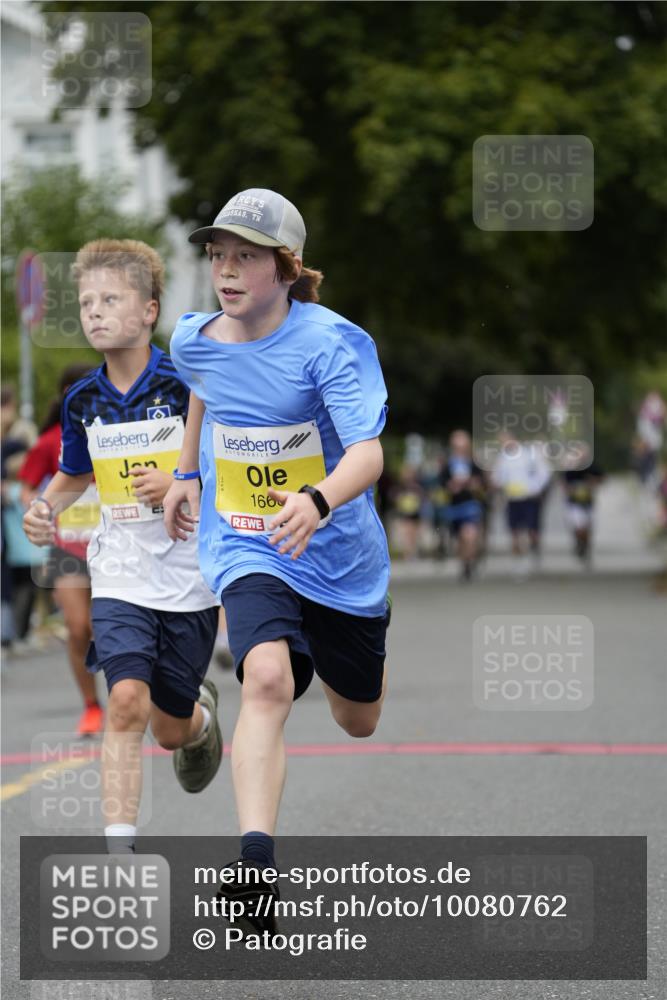 30.08.2026 - Blankeneser Heldenlauf Patografie http://msf.ph/oto/10080762 30.08.2026 09:43:09 Ziel 1047, 1129, 1209, 1210, 1425, 1623, 1624, 1663, 1718 meine-sportfotos.de