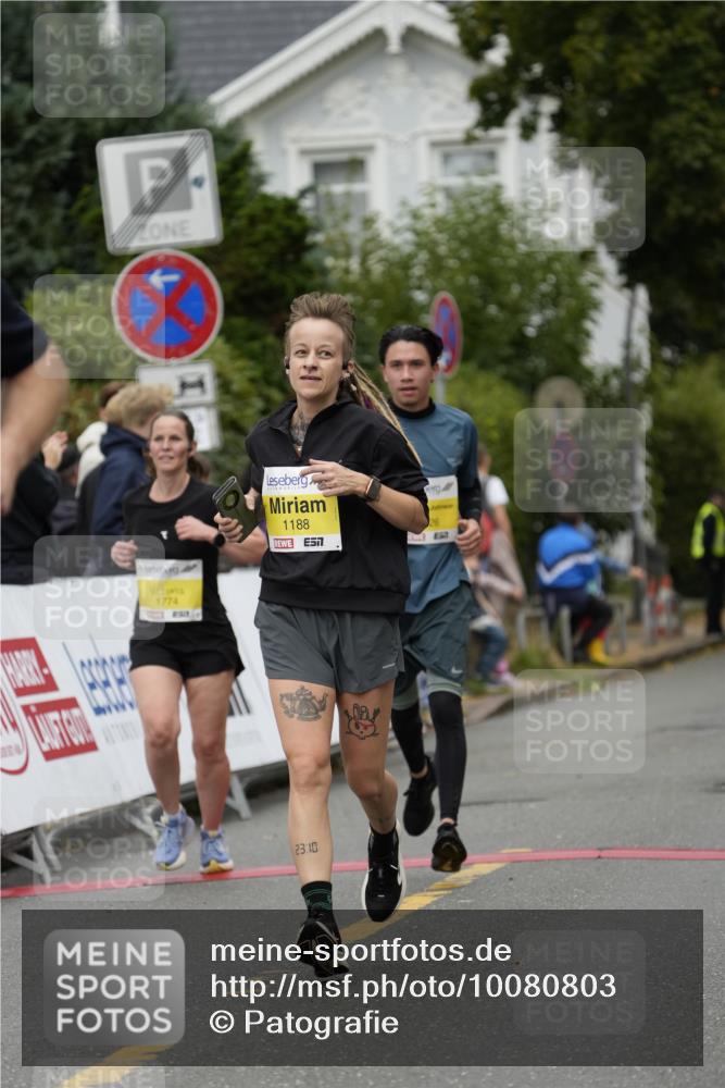 30.08.2026 - Blankeneser Heldenlauf Patografie http://msf.ph/oto/10080803 30.08.2026 09:43:29 Ziel 1174, 1188, 1360, 1361, 1526, 1661, 1774, 1796, 3597 meine-sportfotos.de