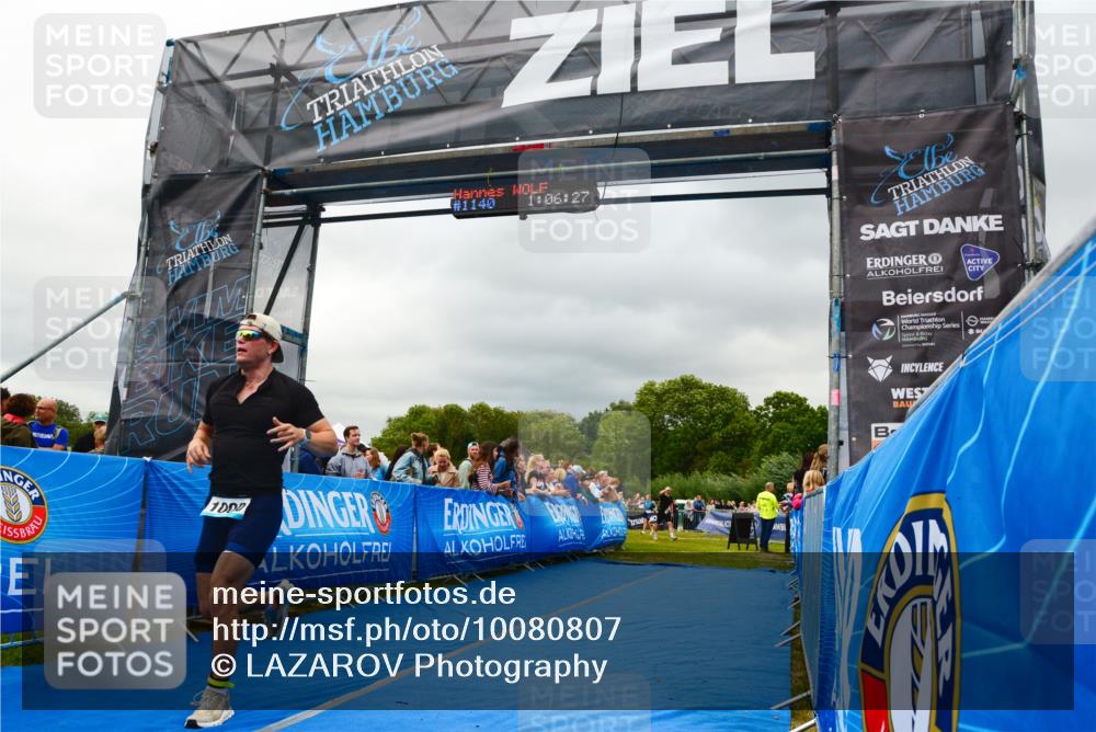 30.08.2026 - Elbe Triathlon Hamburg LAZAROV Photography http://msf.ph/oto/10080807 30.08.2026 11:16:35 Ziel 1000 meine-sportfotos.de
