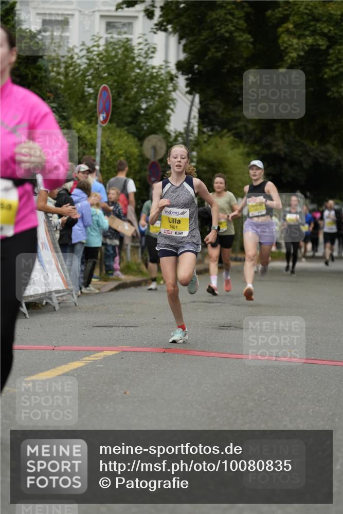30.08.2026 - Blankeneser Heldenlauf Patografie http://msf.ph/oto/10080835 30.08.2026 09:43:45 Ziel 1061, 1184, 1381, 1397, 1461, 1738 meine-sportfotos.de