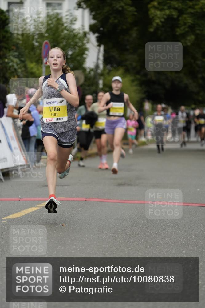 30.08.2026 - Blankeneser Heldenlauf Patografie http://msf.ph/oto/10080838 30.08.2026 09:43:46 Ziel 1061, 1150, 1184, 1381, 1397, 1461, 1738 meine-sportfotos.de