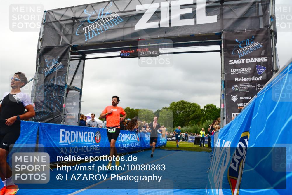 30.08.2026 - Elbe Triathlon Hamburg LAZAROV Photography http://msf.ph/oto/10080863 30.08.2026 11:17:09 Ziel 451, 526, 631, 1004, 1028 meine-sportfotos.de