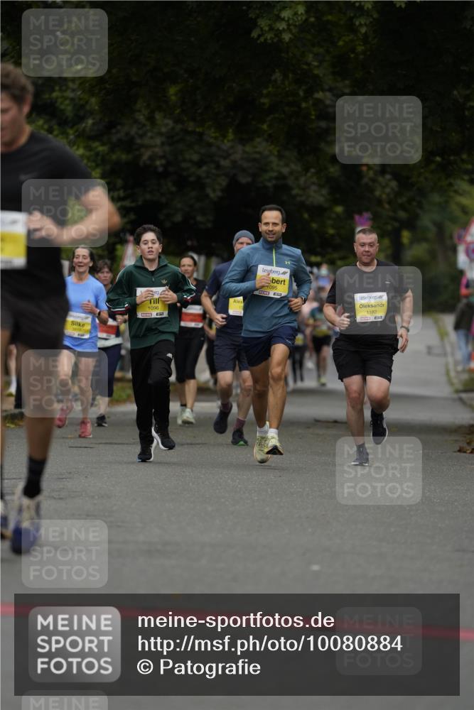 30.08.2026 - Blankeneser Heldenlauf Patografie http://msf.ph/oto/10080884 30.08.2026 09:44:03 Ziel 1202, 1491, 1513, 1650, 1756 meine-sportfotos.de
