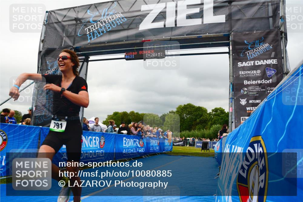 30.08.2026 - Elbe Triathlon Hamburg LAZAROV Photography http://msf.ph/oto/10080885 30.08.2026 11:17:19 Ziel 791 meine-sportfotos.de