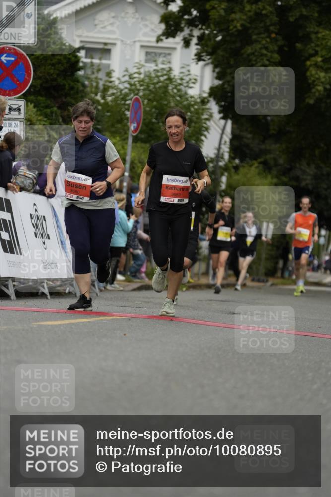 30.08.2026 - Blankeneser Heldenlauf Patografie http://msf.ph/oto/10080895 30.08.2026 09:44:17 Ziel 1024, 1095, 1304, 1613, 3659, 3660 meine-sportfotos.de