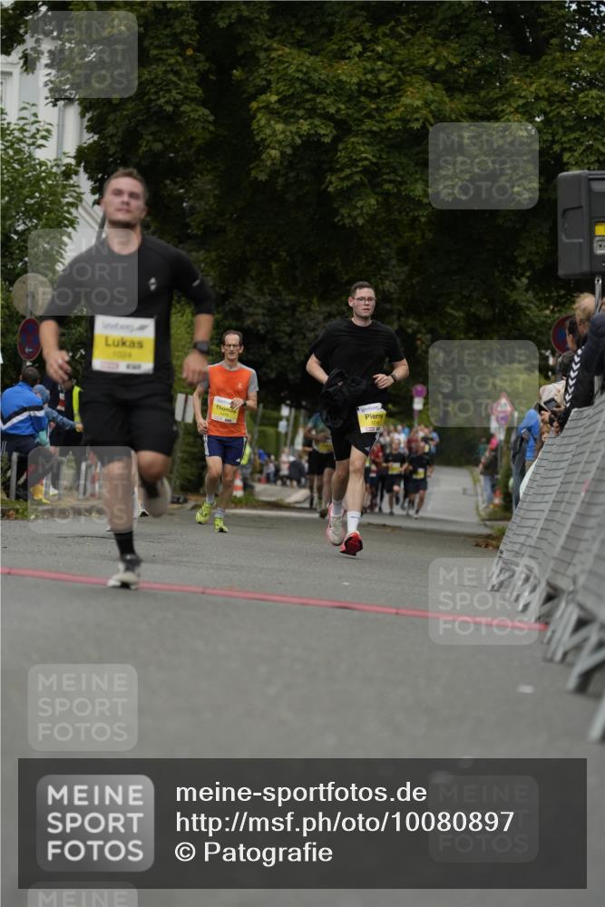 30.08.2026 - Blankeneser Heldenlauf Patografie http://msf.ph/oto/10080897 30.08.2026 09:44:18 Ziel 1024, 1216, 1304, 1613, 3659, 3660 meine-sportfotos.de