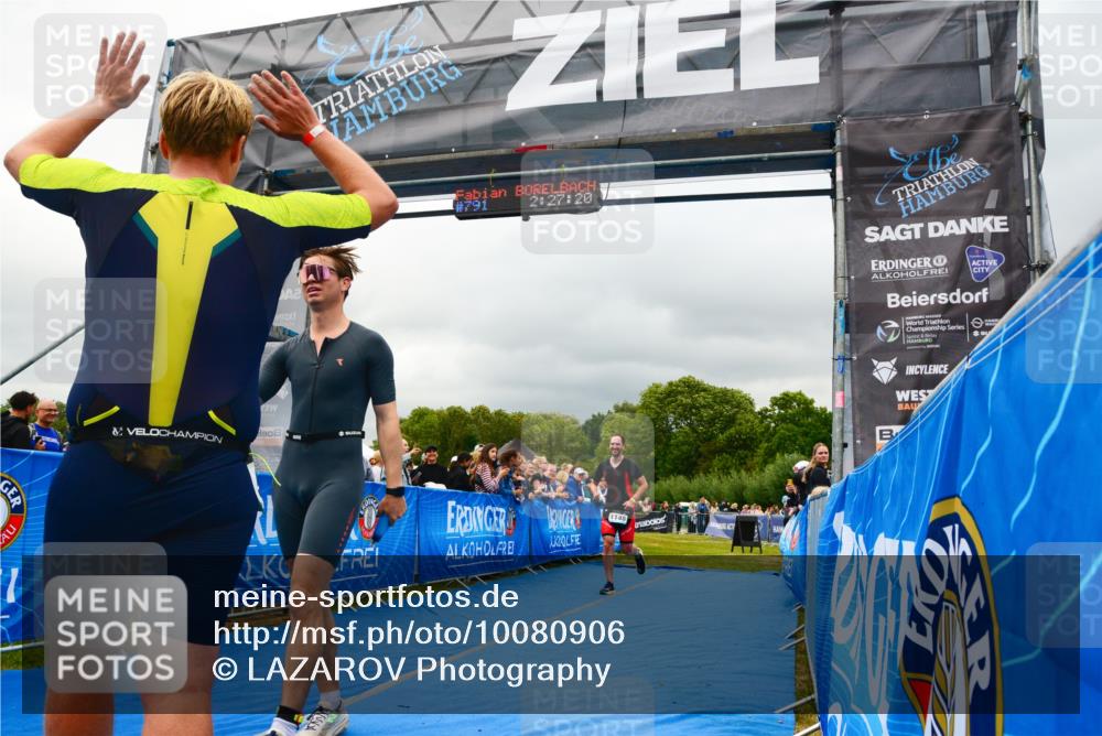 30.08.2026 - Elbe Triathlon Hamburg LAZAROV Photography http://msf.ph/oto/10080906 30.08.2026 11:17:39 Ziel 579, 580, 1148, 1621 meine-sportfotos.de