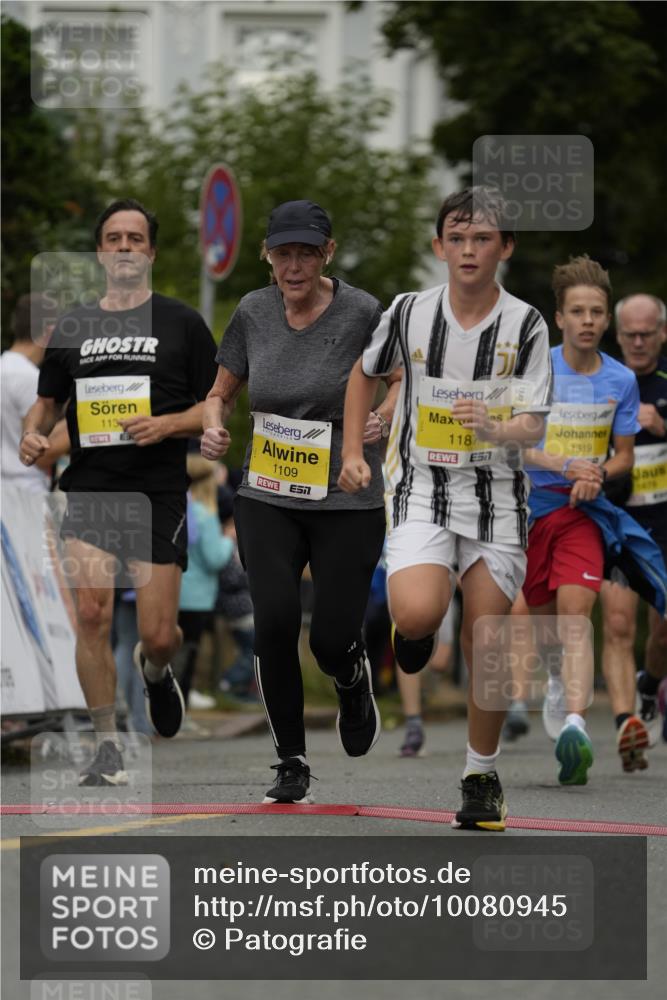 30.08.2026 - Blankeneser Heldenlauf Patografie http://msf.ph/oto/10080945 30.08.2026 09:44:41 Ziel 1038, 1109, 1139, 1187, 1319, 1478, 1581, 1643, 1806, 1807 meine-sportfotos.de
