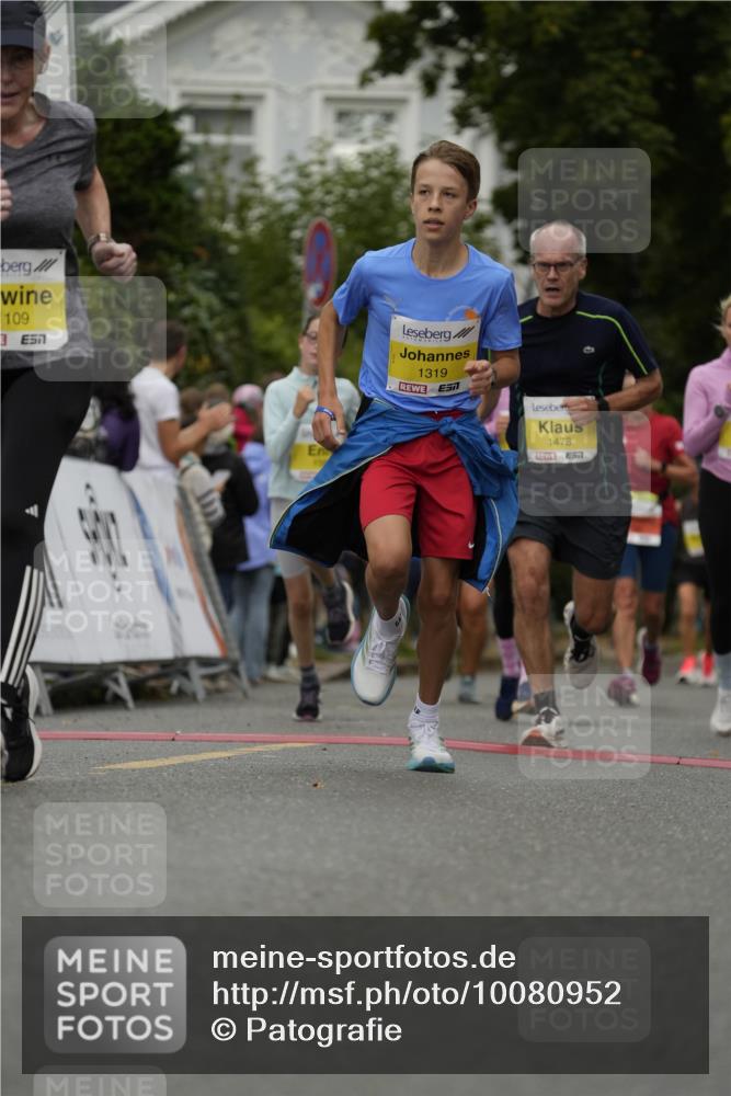 30.08.2026 - Blankeneser Heldenlauf Patografie http://msf.ph/oto/10080952 30.08.2026 09:44:43 Ziel 1038, 1109, 1131, 1139, 1187, 1319, 1478, 1581, 1643, 1806, 1807, 3539, 3701 meine-sportfotos.de