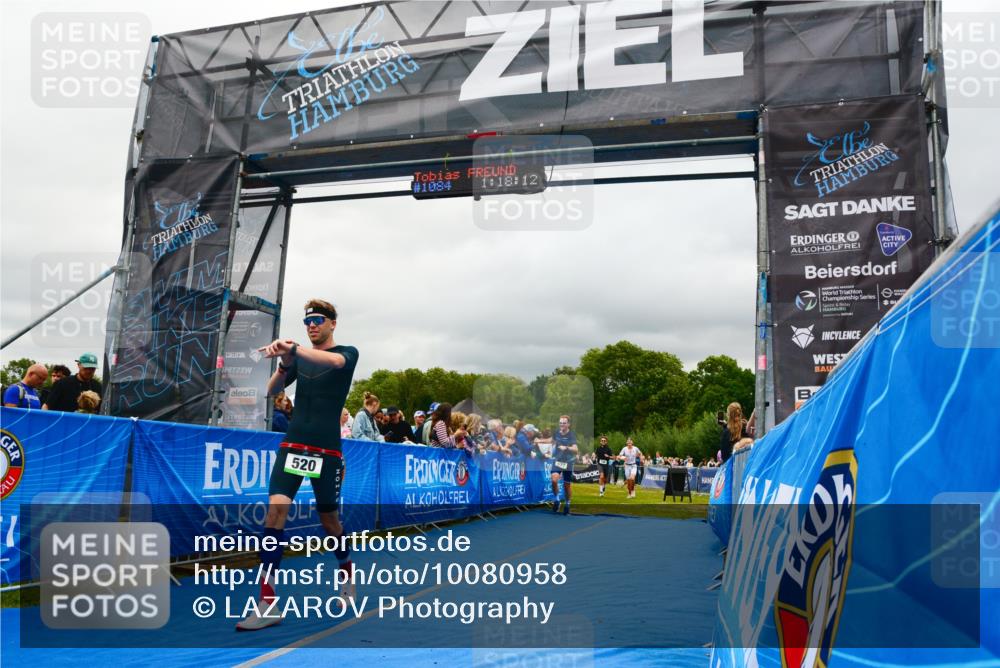 30.08.2026 - Elbe Triathlon Hamburg LAZAROV Photography http://msf.ph/oto/10080958 30.08.2026 11:18:22 Ziel 520, 548, 577, 1052 meine-sportfotos.de