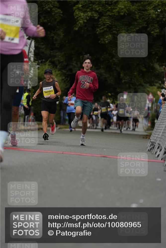 30.08.2026 - Blankeneser Heldenlauf Patografie http://msf.ph/oto/10080965 30.08.2026 09:44:47 Ziel 1026, 1109, 1131, 1139, 1187, 1319, 1414, 1478, 1581, 1643, 1806, 1807, 3539, 3701 meine-sportfotos.de
