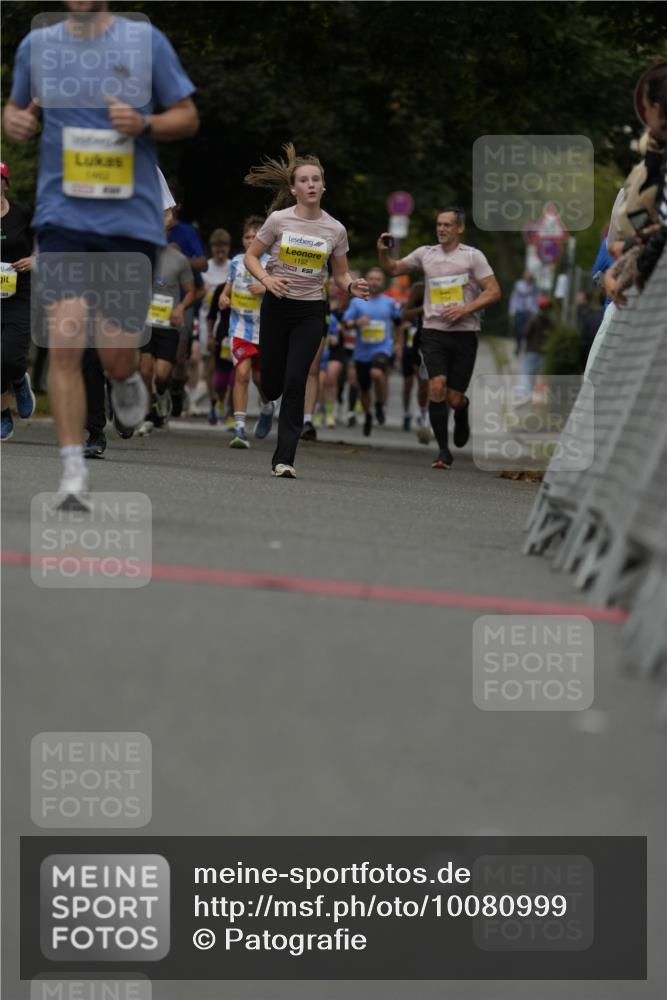 30.08.2026 - Blankeneser Heldenlauf Patografie http://msf.ph/oto/10080999 30.08.2026 09:45:03 Ziel 1125, 1152, 1462, 1648, 1686, 1717, 3545 meine-sportfotos.de