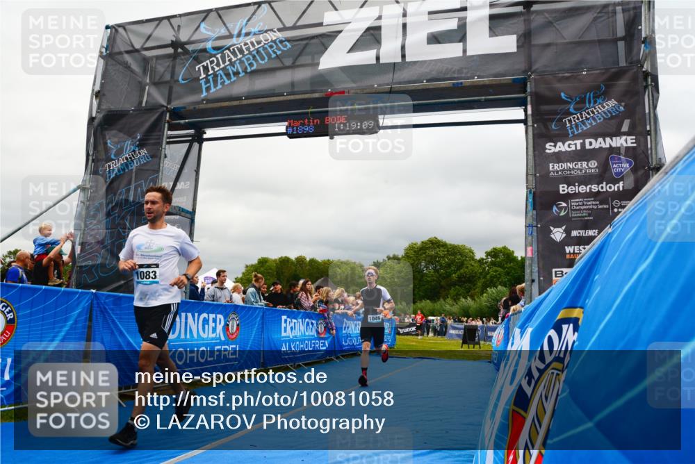 30.08.2026 - Elbe Triathlon Hamburg LAZAROV Photography http://msf.ph/oto/10081058 30.08.2026 11:19:13 Ziel 1049, 1083 meine-sportfotos.de
