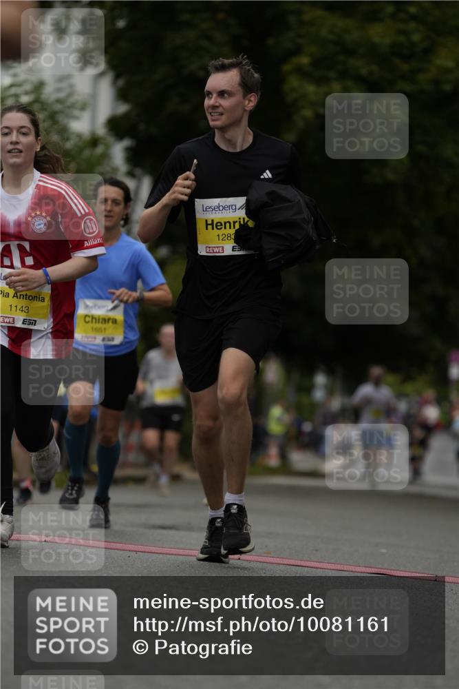 30.08.2026 - Blankeneser Heldenlauf Patografie http://msf.ph/oto/10081161 30.08.2026 09:46:08 Ziel 1143, 1218, 1238, 1283, 1299, 1483, 1584, 1651, 1730 meine-sportfotos.de