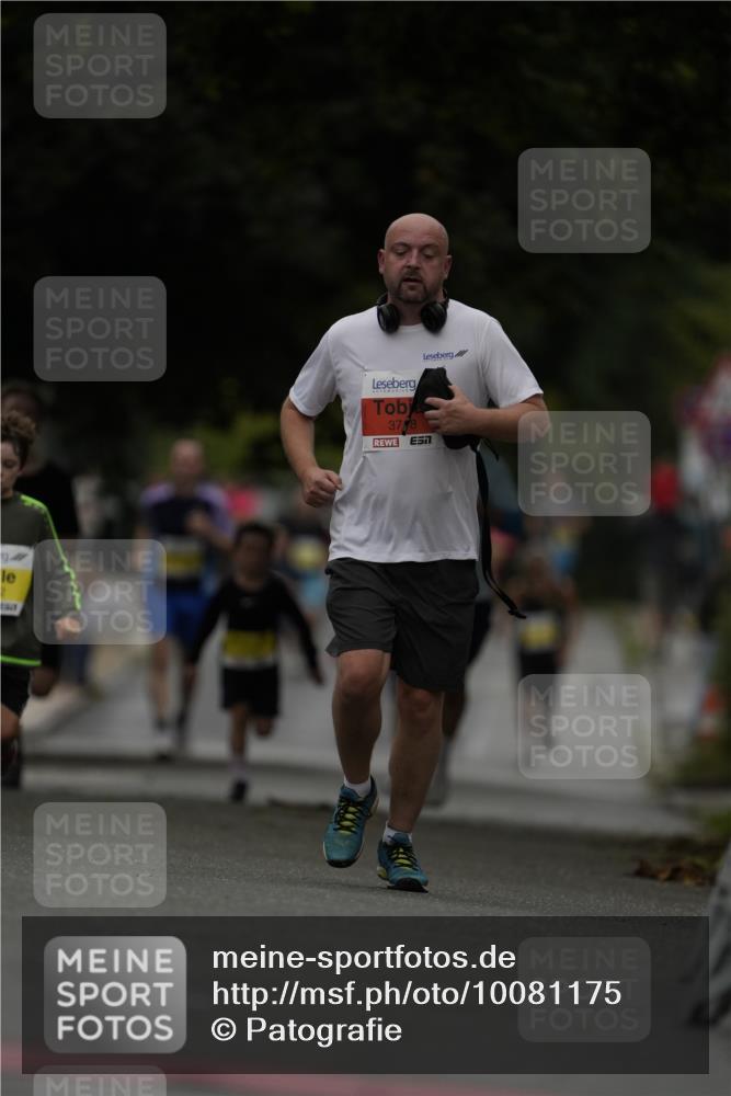 30.08.2026 - Blankeneser Heldenlauf Patografie http://msf.ph/oto/10081175 30.08.2026 09:46:20 Ziel 1037, 1238, 1261, 1277 meine-sportfotos.de