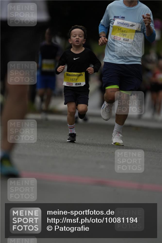 30.08.2026 - Blankeneser Heldenlauf Patografie http://msf.ph/oto/10081194 30.08.2026 09:46:29 Ziel 1261, 1385, 1519, 1572, 1582, 1799, 3718 meine-sportfotos.de