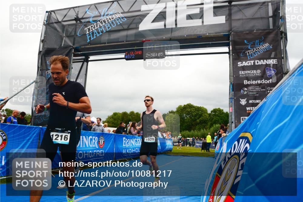 30.08.2026 - Elbe Triathlon Hamburg LAZAROV Photography http://msf.ph/oto/10081217 30.08.2026 11:20:22 Ziel 1013, 1029, 1094, 1216 meine-sportfotos.de