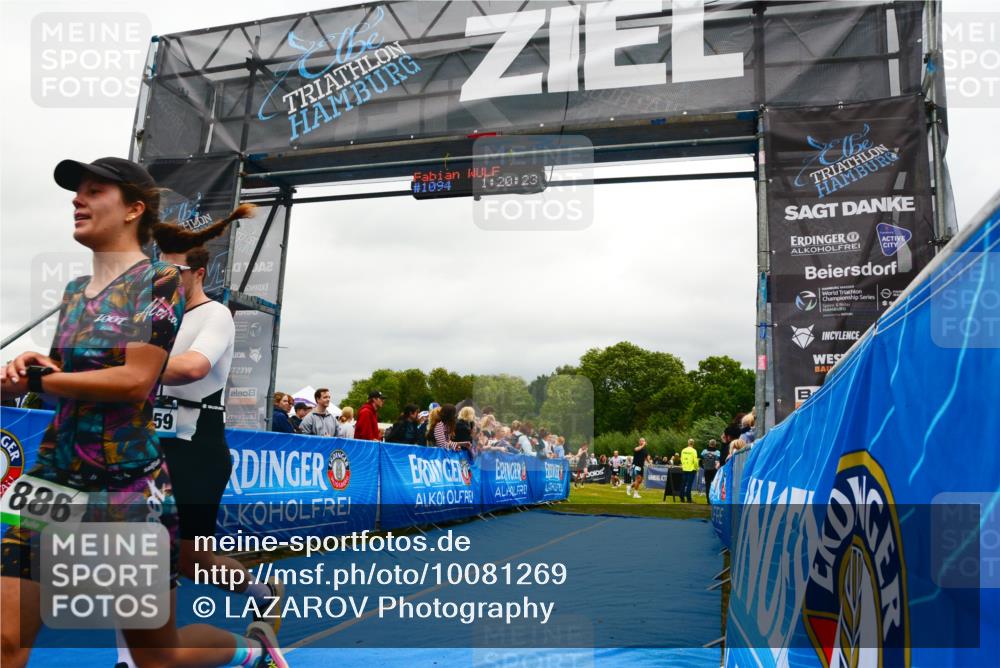 30.08.2026 - Elbe Triathlon Hamburg LAZAROV Photography http://msf.ph/oto/10081269 30.08.2026 11:20:45 Ziel 886, 1059 meine-sportfotos.de