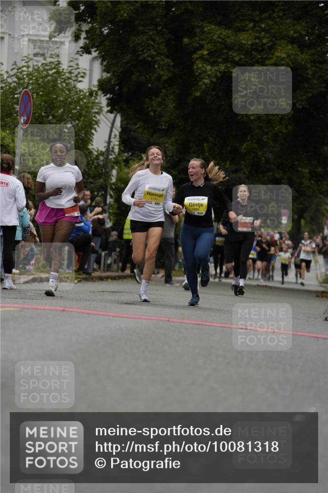 30.08.2026 - Blankeneser Heldenlauf Patografie http://msf.ph/oto/10081318 30.08.2026 09:47:35 Ziel 1126, 1137, 1265, 1286, 1322, 1751, 3653 meine-sportfotos.de